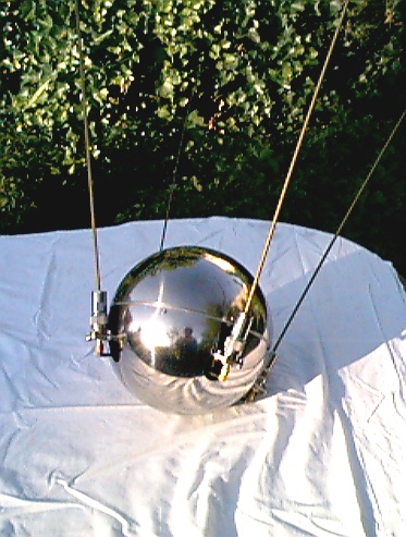 [RS-17 (sp08.jpg)]